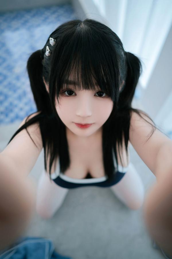 桜井宁宁 樱井宁宁  《桜井宁宁-059-青春双马尾少女泳池私房写真，性感白丝死库水诱惑》第66张图片