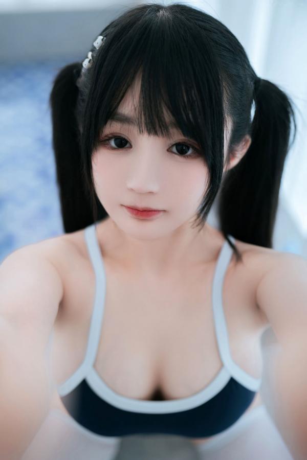 桜井宁宁 樱井宁宁  《桜井宁宁-059-青春双马尾少女泳池私房写真，性感白丝死库水诱惑》第68张图片