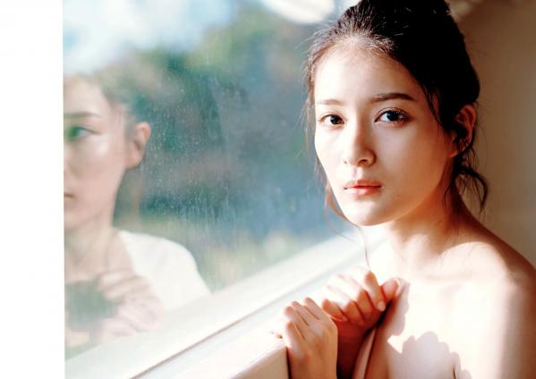    織田奈那 - 無頼派の純情 卧室私房照与海边比基尼诱惑写真第17张图片