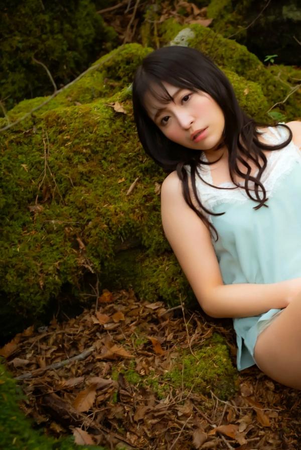    佐藤ののか - NONOKA 居家私房唯美写照，清纯气质与自然光影下的魅力时刻第7张图片