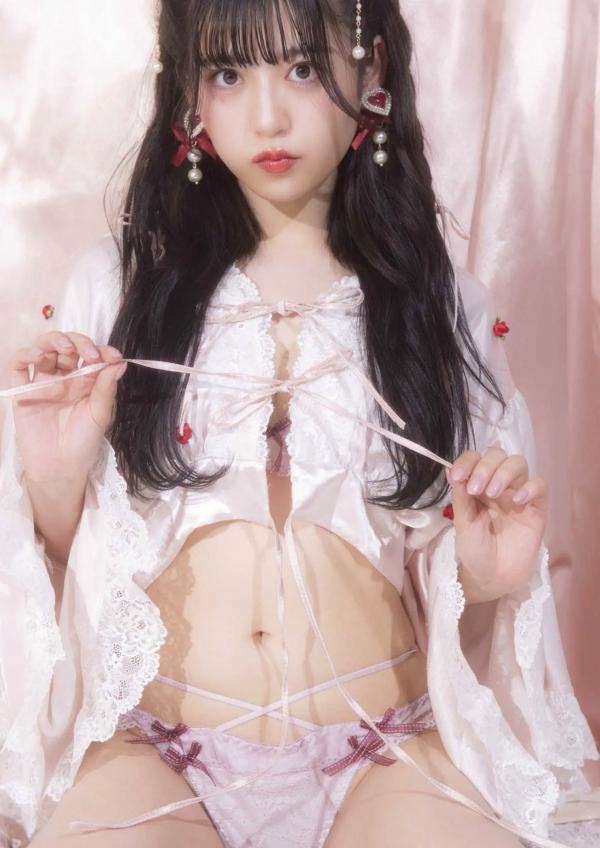    月足天音 - amane 粉色系梦幻内衣私房照，天使角色扮演，清纯甜美与性感魅力交织的日系唯美写真第37张图片