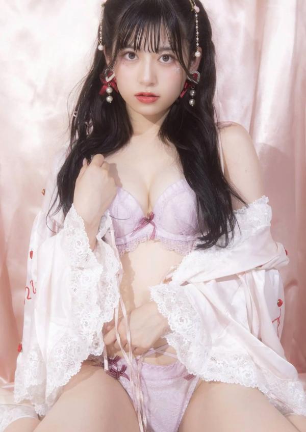    月足天音 - amane 粉色系梦幻内衣私房照，天使角色扮演，清纯甜美与性感魅力交织的日系唯美写真第41张图片