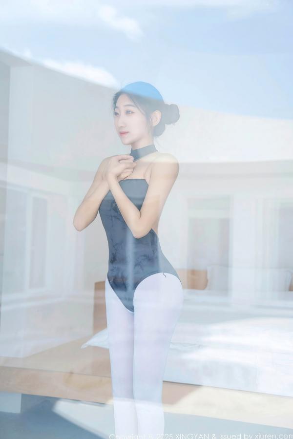    XingYan星颜社-345-星冉：深色芭蕾舞服搭配白色丝袜，诱惑私房艺术写真，尽显曼妙身姿与修长美腿第14张图片