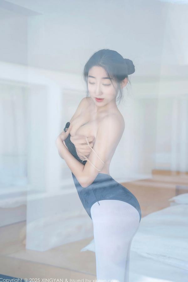    XingYan星颜社-345-星冉：深色芭蕾舞服搭配白色丝袜，诱惑私房艺术写真，尽显曼妙身姿与修长美腿第31张图片