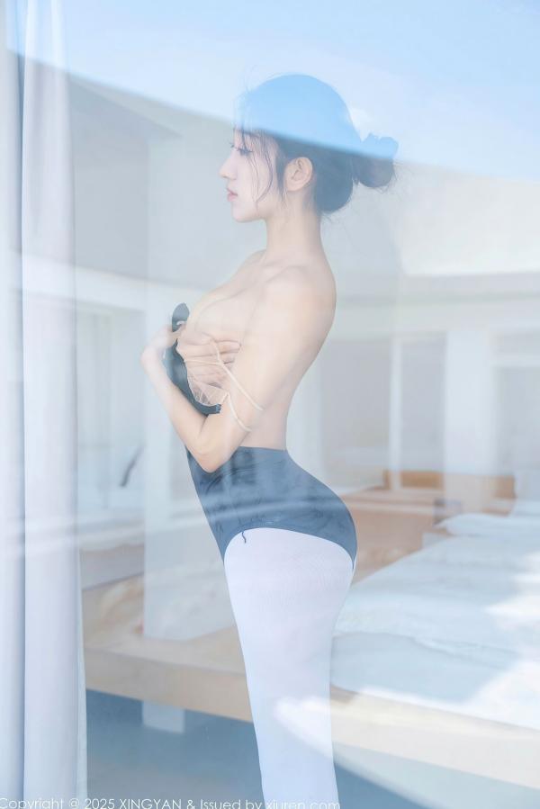    XingYan星颜社-345-星冉：深色芭蕾舞服搭配白色丝袜，诱惑私房艺术写真，尽显曼妙身姿与修长美腿第32张图片