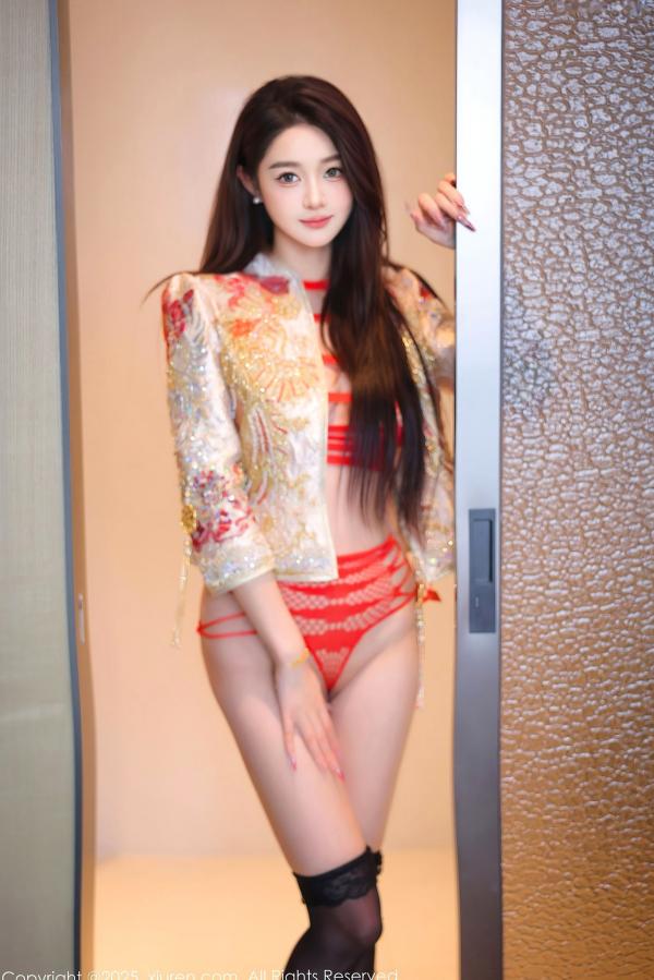    XiuRen秀人网-9833-Candy糖糖-新年特色新娘红装特辑-性感渔网情趣内衣私房照第36张图片
