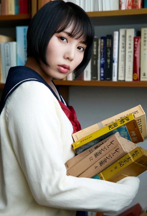   Kaoru Yasui 安位薫 - Delusion after school date 妄想放课后约会，教室主题校服写真，黑丝美腿清纯诱惑，日系少女感十足第7张图片