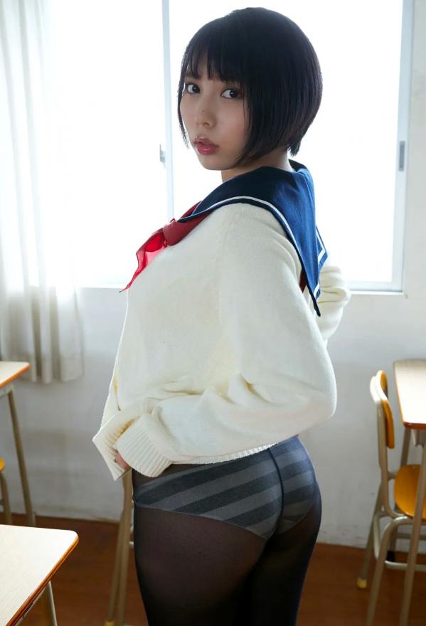    Kaoru Yasui 安位薫 - Delusion after school date 妄想放课后约会，教室主题校服写真，黑丝美腿清纯诱惑，日系少女感十足第30张图片