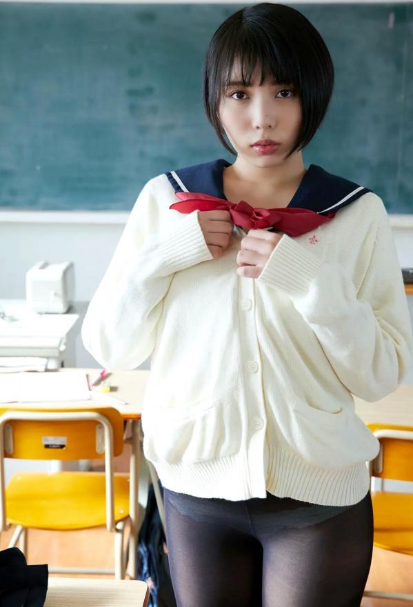    Kaoru Yasui 安位薫 - Delusion after school date 妄想放课后约会，教室主题校服写真，黑丝美腿清纯诱惑，日系少女感十足第32张图片