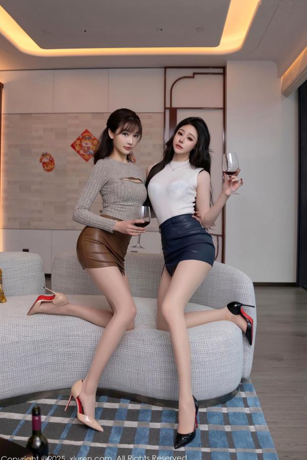    XiuRen秀人网9832：小逗逗、唐安琪、陆萱萱三女神春节家居风，红纱肚兜丝袜美腿诱惑包饺子第13张图片