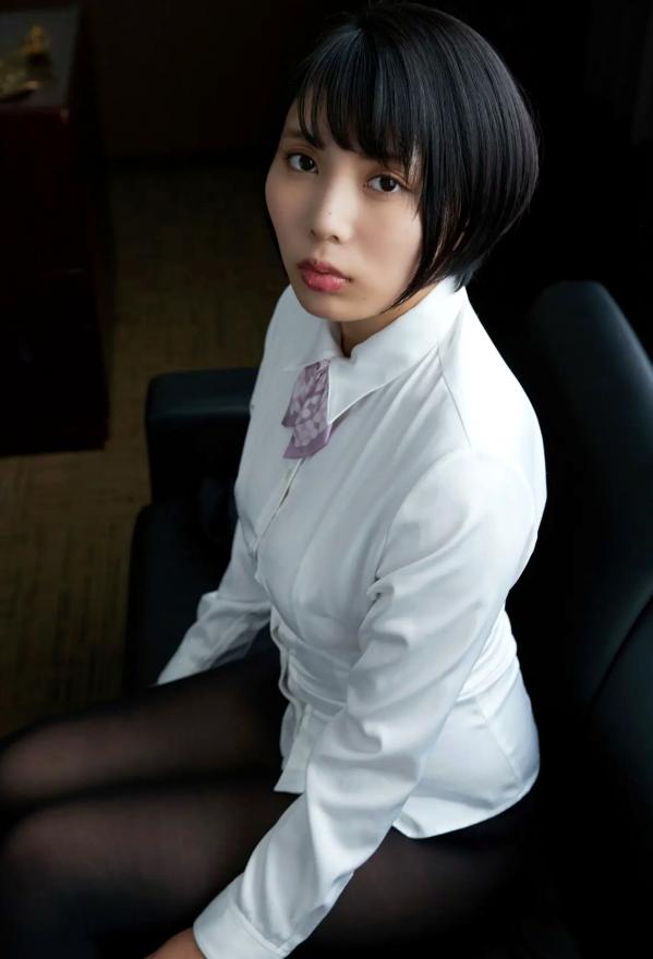    Kaoru Yasui 安位薫 - A new employee Yasui-san 新入社員的安位さん，魅力办公室OL制服诱惑，极致黑丝职场日常，娇俏佳人私房摄影第43张图片