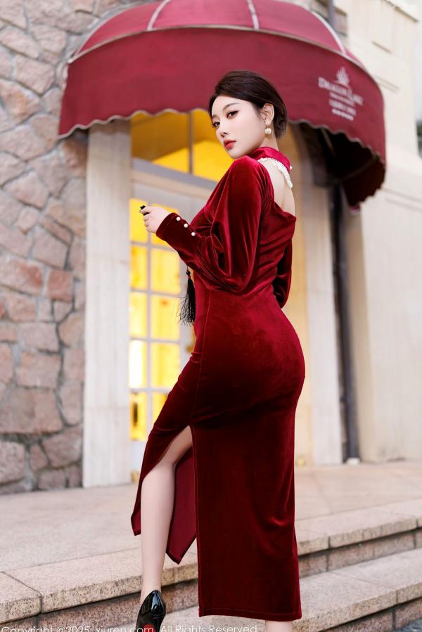    XiuRen秀人网-9831-杨晨晨Yome-暗红丝绒礼裙与改良旗袍黑丝秀-2025.01.26-无圣光大尺度第8张图片