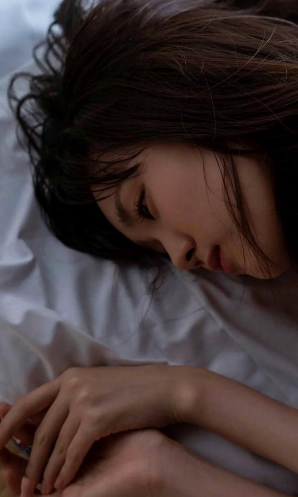    ICHIKA OSAKI 尾碕真花写真集「オトナイチカ」私房照大赏，气质内衣穿搭尽显清纯与性感诱惑，自然清新魅力写真第34张图片