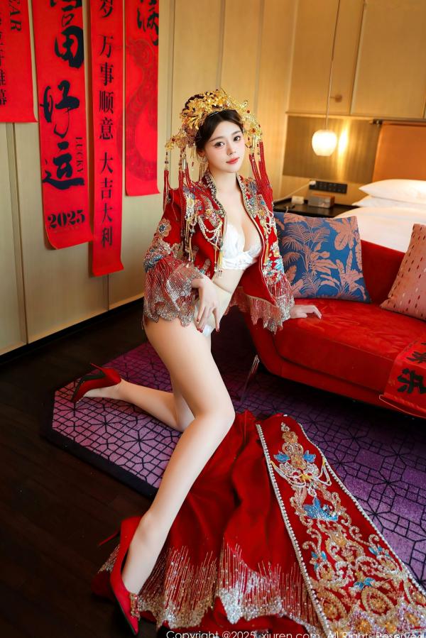    秀人网XiuRen 9823 蛋蛋宝新春特辑：华丽古风红装搭配白蕾丝，古典与现代碰撞，演绎惊艳绝伦的新春诱惑。第50张图片