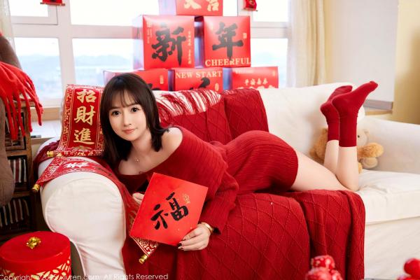 养乐多DoDo 徐嘉乐  XiuRen秀人网-养乐多Doll-新春特辑：红色针织与内衣穿搭，节日氛围感私房女神大片第14张图片