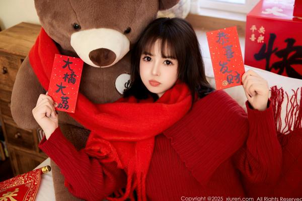 养乐多DoDo 徐嘉乐  XiuRen秀人网-养乐多Doll-新春特辑：红色针织与内衣穿搭，节日氛围感私房女神大片第33张图片