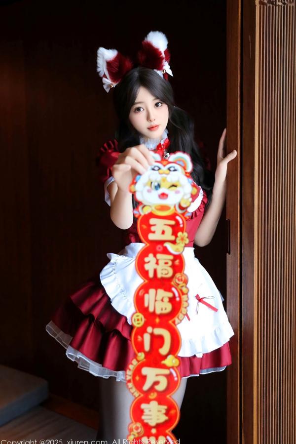    XiuRen秀人网-9814-桃妖夭：新春红火诱惑，红色女仆短裙与性感内衣私房大片，黑丝美腿与绝美身材，节日氛围下的极致视觉盛宴 (2025.01.24)第17张图片
