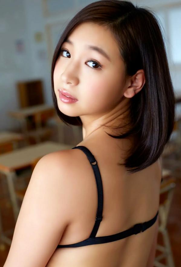    Ayaka Sayama 佐山彩香 - 教室拍摄，黑色内衣搭黑丝，极致性感诱惑，演绎校园甜心魅力第46张图片