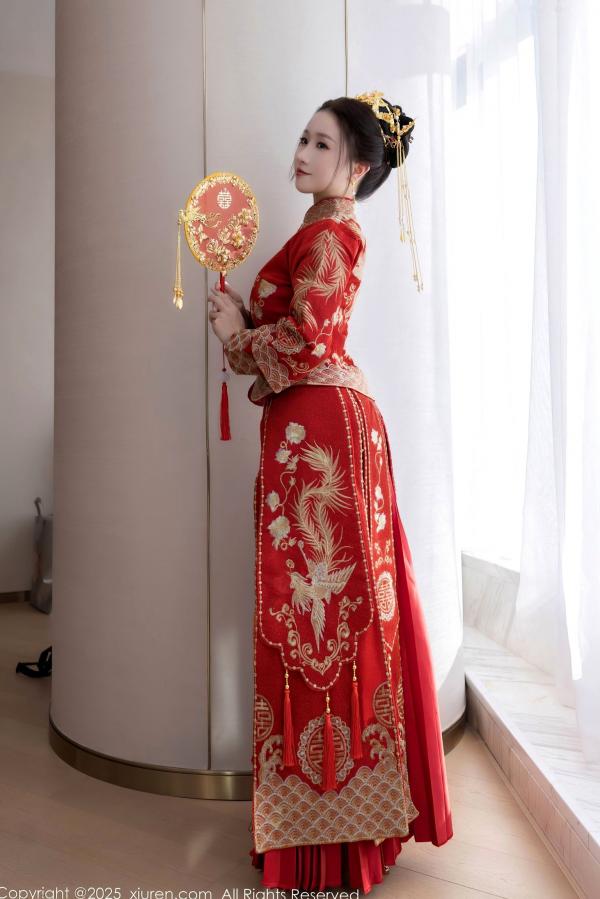    XiuRen秀人网-9811-杏子Yada-中式红衣新娘-性感内衣私房-古典韵味与大胆诱惑-2025.01.24第1张图片