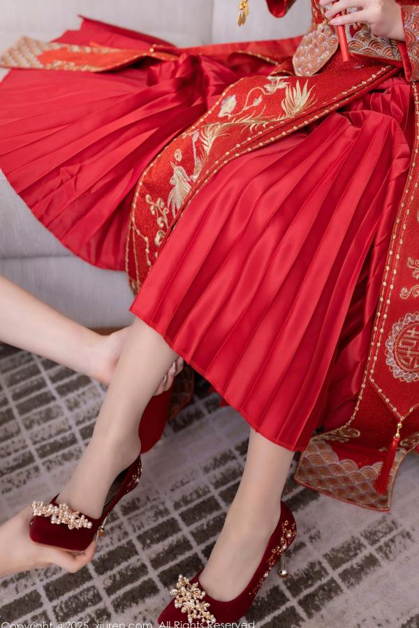    XiuRen秀人网-9811-杏子Yada-中式红衣新娘-性感内衣私房-古典韵味与大胆诱惑-2025.01.24第21张图片