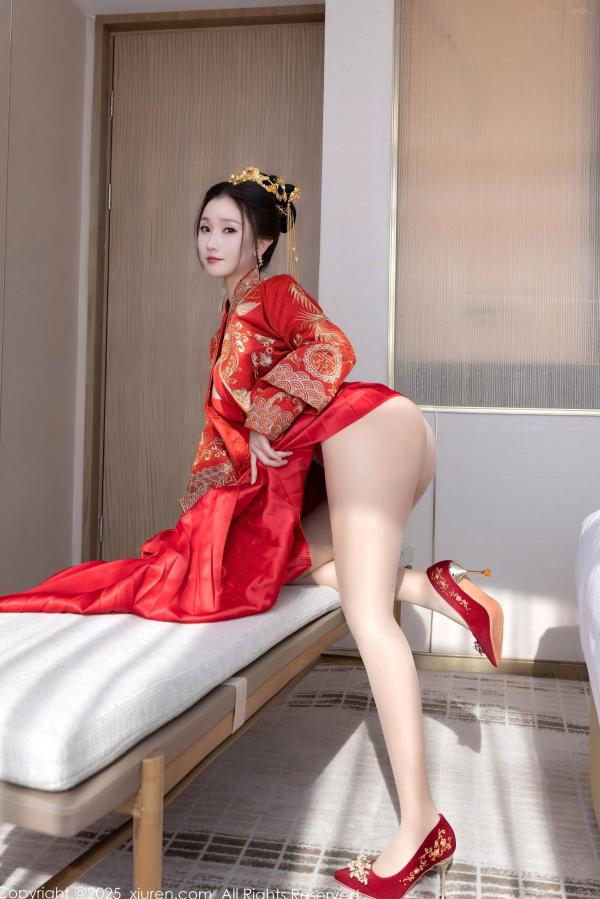    XiuRen秀人网-9811-杏子Yada-中式红衣新娘-性感内衣私房-古典韵味与大胆诱惑-2025.01.24第40张图片