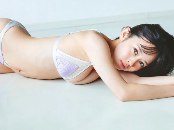    ＃ババババンビ近藤沙瑛子「Pure purple」FRIDAY写真集，居家湿身内衣与清纯泳装，展现极致纯欲性感美态第10张图片