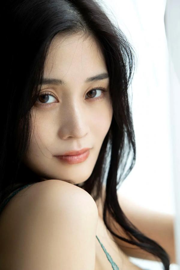    Rin Takahashi 高橋凛 - Ideal body 理想ノカラダ，室内私房居家写真，性感曲线蓝裙红内衣尽显诱惑第19张图片