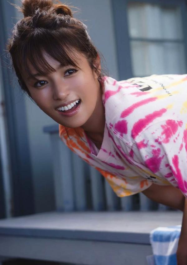    Kyoko Fukada 深田恭子 - Brand new me 极致写真，演绎黑白时尚与唯美居家风，优越身材尽显女神魅力第14张图片