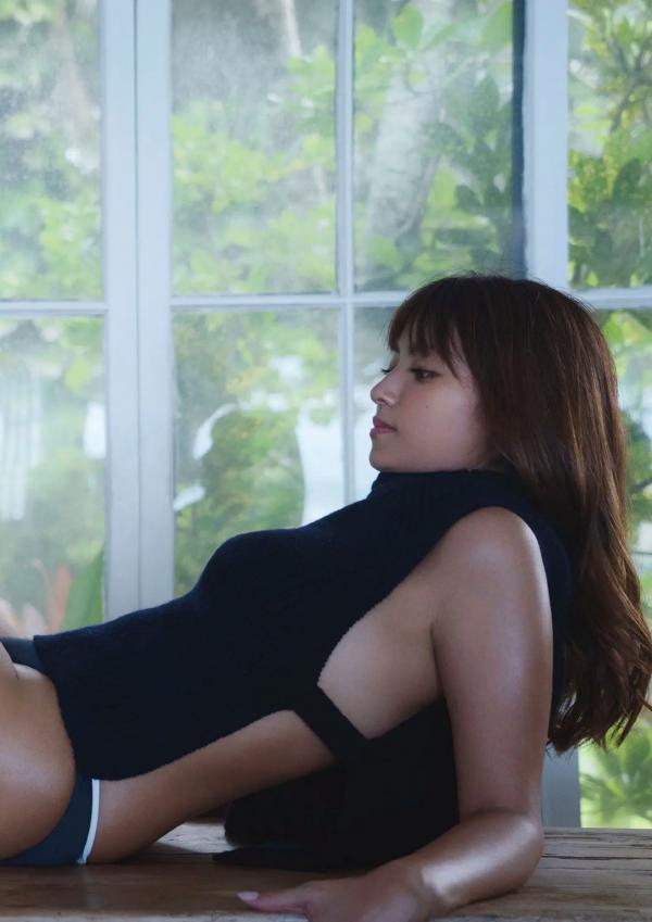    Kyoko Fukada 深田恭子 - Brand new me 极致写真，演绎黑白时尚与唯美居家风，优越身材尽显女神魅力第117张图片