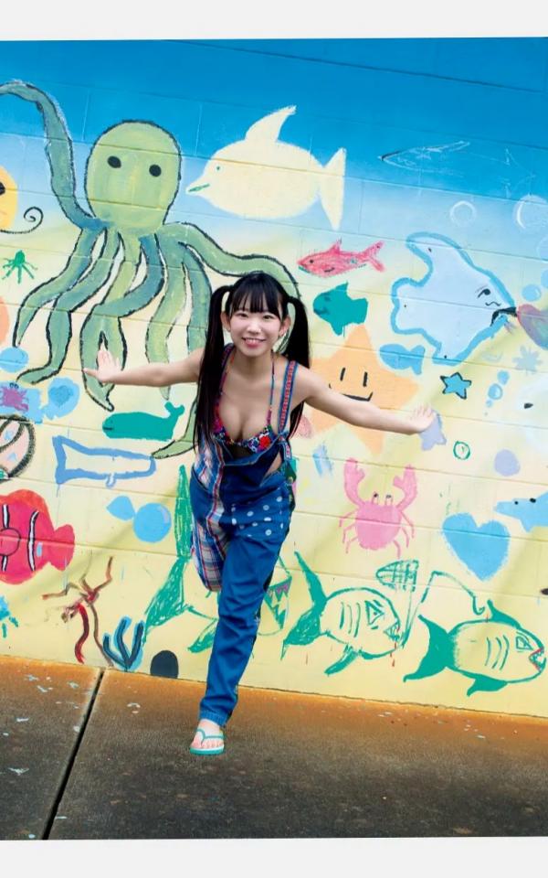    Marina Nagasawa 長澤茉里奈Pocchi 2写真：居家弹唱、比基尼诱惑与孔雀森林精灵风第4张图片
