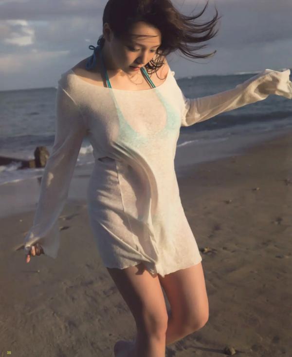    Ai Shinozaki 篠崎愛 - Mugen 夢幻：性感内衣写真与黑色裙装户外街拍，展现童颜巨乳极致诱惑曲线第23张图片