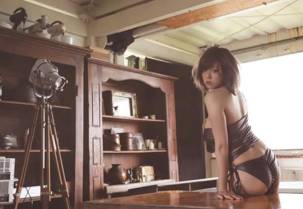    Ai Shinozaki 篠崎愛 - Mugen 夢幻：性感内衣写真与黑色裙装户外街拍，展现童颜巨乳极致诱惑曲线第96张图片
