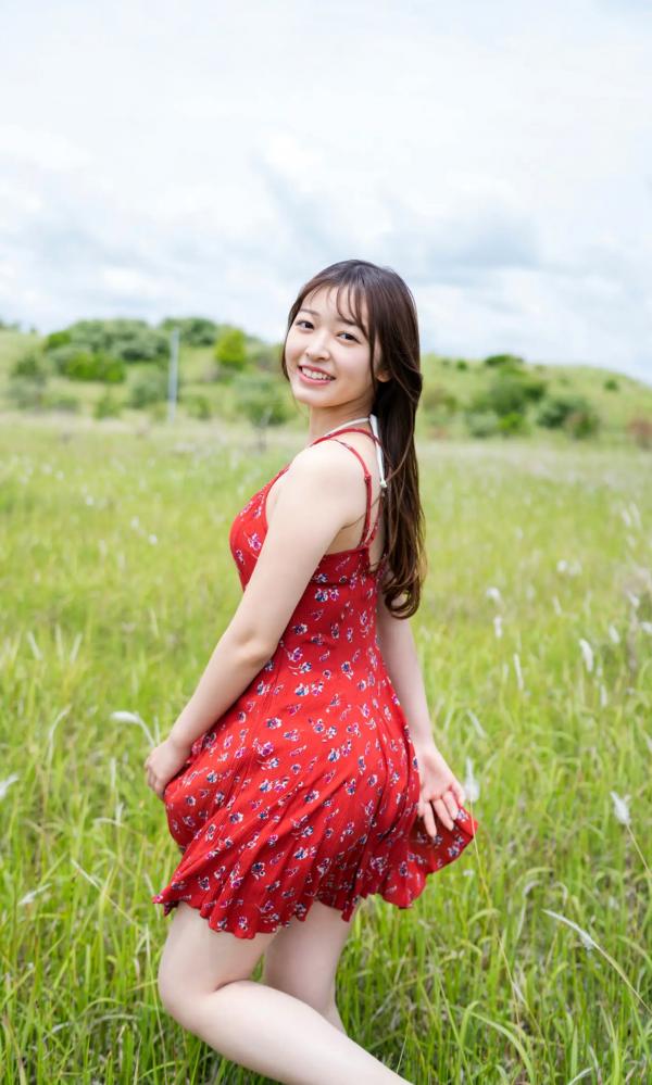    【高清精选】黑江こはる（Koharu Kuroe）甜美泳装写真，夏日泳池边的清纯诱惑，展现令人心动的迷人曲线与治愈笑容，元气满满的日系女神。第2张图片