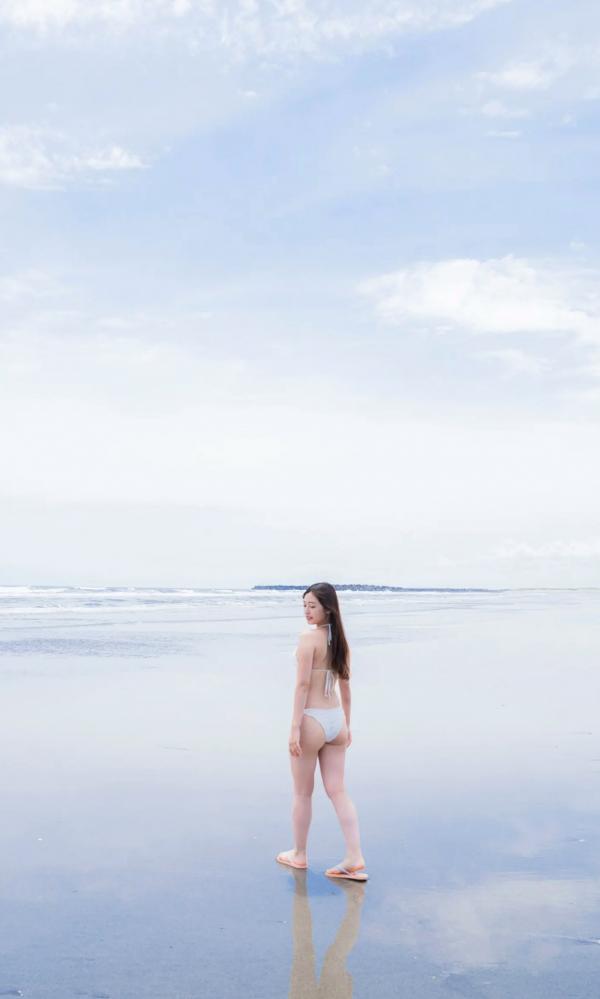    【高清精选】黑江こはる（Koharu Kuroe）甜美泳装写真，夏日泳池边的清纯诱惑，展现令人心动的迷人曲线与治愈笑容，元气满满的日系女神。第6张图片