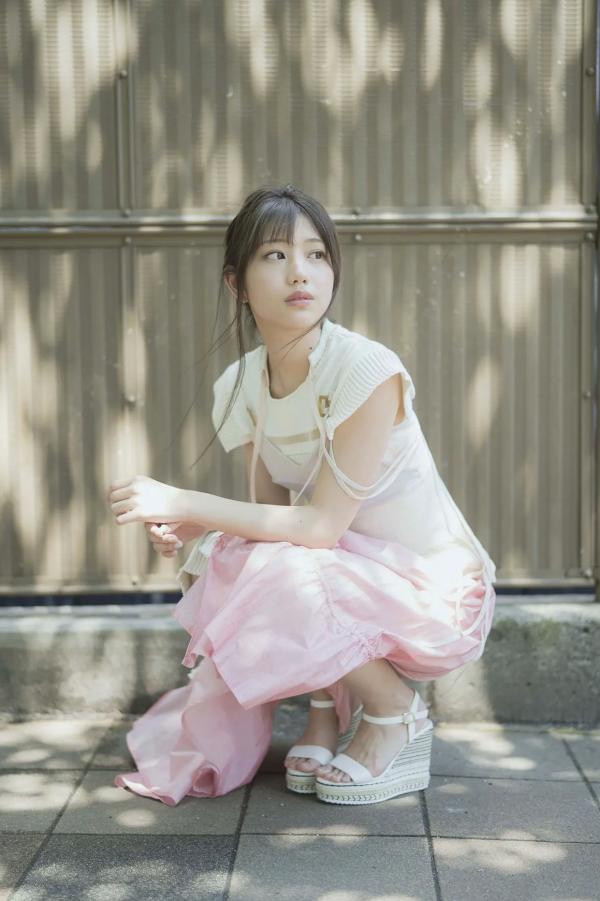    白石まゆみ《グラから見るか？エモから見るか？》外景写真与室内私房，清新治愈，尽显女神甜美灵动与自然纯净气息第9张图片