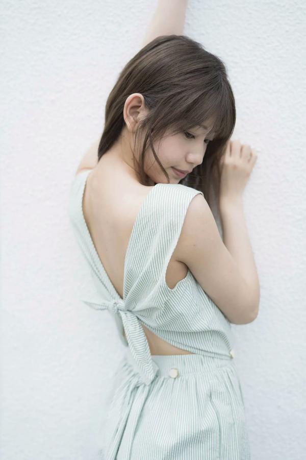    白石まゆみ《グラから見るか？エモから見るか？》外景写真与室内私房，清新治愈，尽显女神甜美灵动与自然纯净气息第16张图片