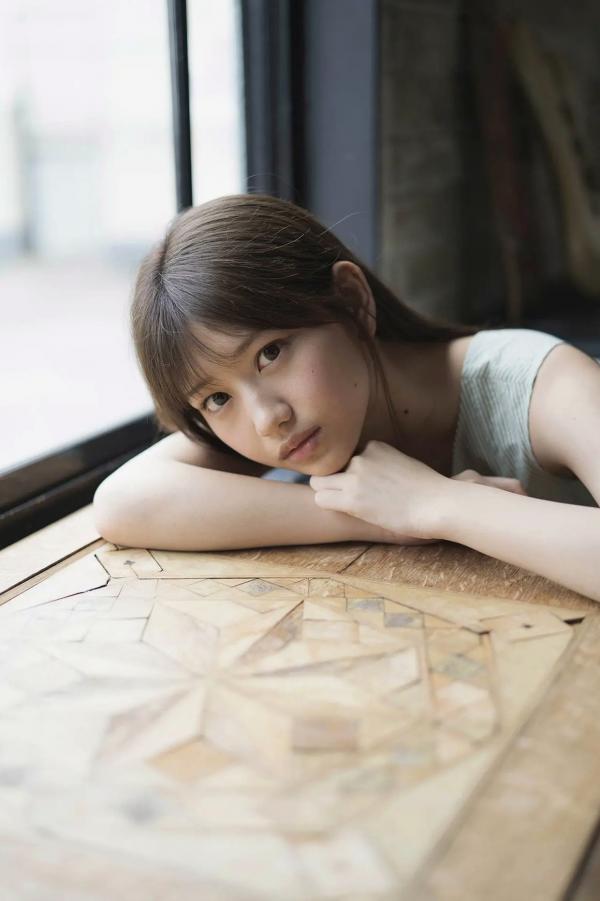    白石まゆみ《グラから見るか？エモから見るか？》外景写真与室内私房，清新治愈，尽显女神甜美灵动与自然纯净气息第28张图片