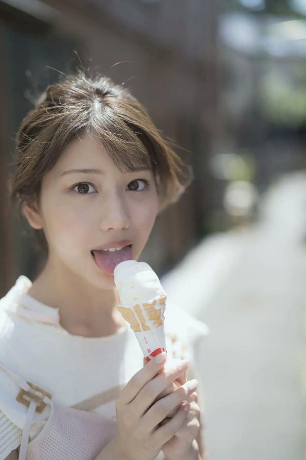    白石まゆみ《グラから見るか？エモから見るか？》外景写真与室内私房，清新治愈，尽显女神甜美灵动与自然纯净气息第37张图片