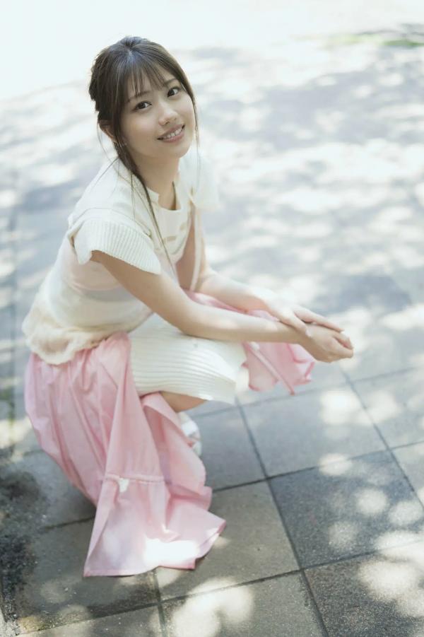    白石まゆみ《グラから見るか？エモから見るか？》外景写真与室内私房，清新治愈，尽显女神甜美灵动与自然纯净气息第41张图片