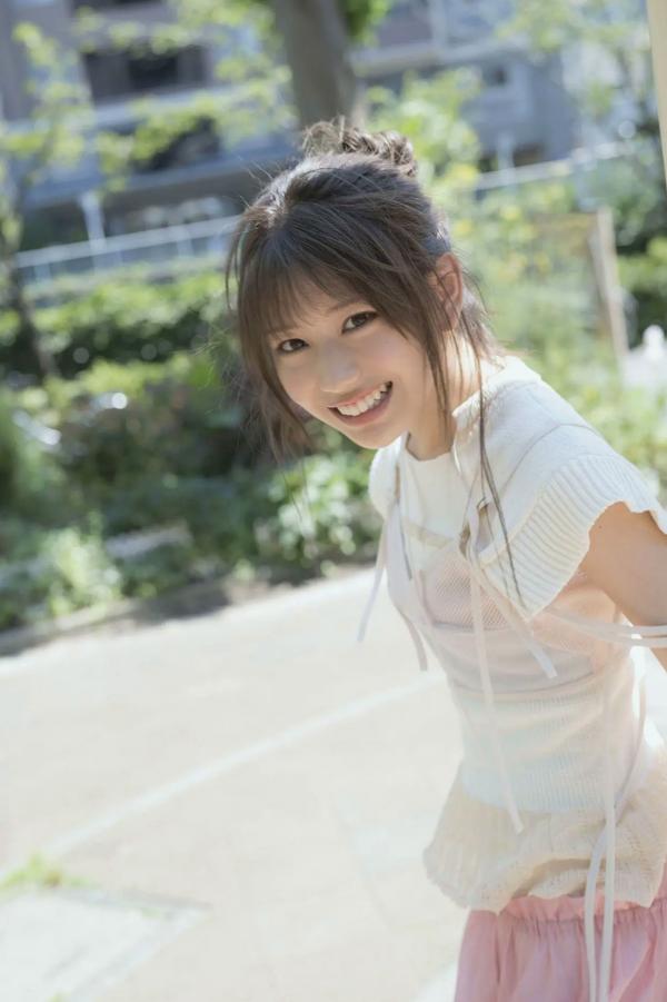    白石まゆみ《グラから見るか？エモから見るか？》外景写真与室内私房，清新治愈，尽显女神甜美灵动与自然纯净气息第43张图片
