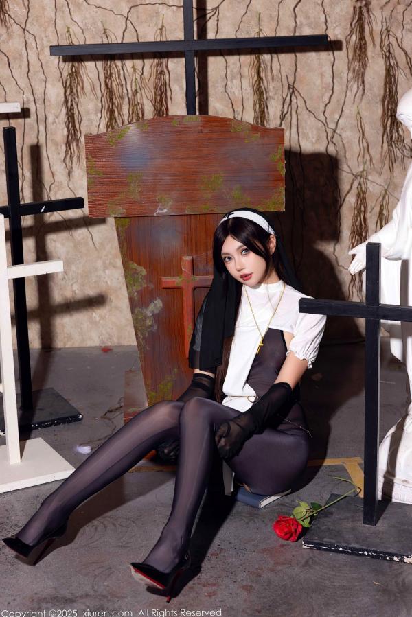    绮里嘉ula-情趣修女制服诱惑，轻透黑纱连体私房摄影，绝美大尺度视觉盛宴-秀人网9774第32张图片