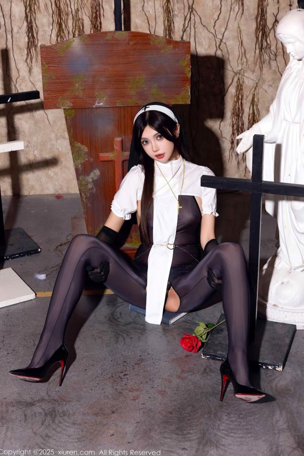    绮里嘉ula-情趣修女制服诱惑，轻透黑纱连体私房摄影，绝美大尺度视觉盛宴-秀人网9774第38张图片