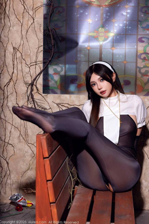    绮里嘉ula-情趣修女制服诱惑，轻透黑纱连体私房摄影，绝美大尺度视觉盛宴-秀人网9774第45张图片