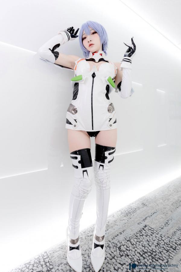    Fantasy-Factory-小丁Ding-《新世纪福音战士》绫波丽COS私房照-性感科技感战斗服-极品童颜巨乳女神第1张图片