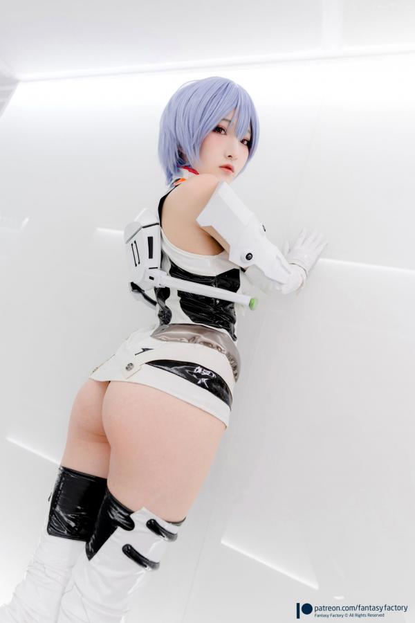   Fantasy-Factory-小丁Ding-《新世纪福音战士》绫波丽COS私房照-性感科技感战斗服-极品童颜巨乳女神第3张图片