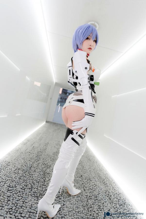    Fantasy-Factory-小丁Ding-《新世纪福音战士》绫波丽COS私房照-性感科技感战斗服-极品童颜巨乳女神第9张图片