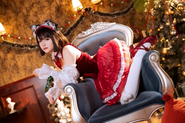    屿鱼 - 圣诞节限定cosplay，化身梦幻兽耳甜心，演绎极致诱惑与节日氛围感第9张图片