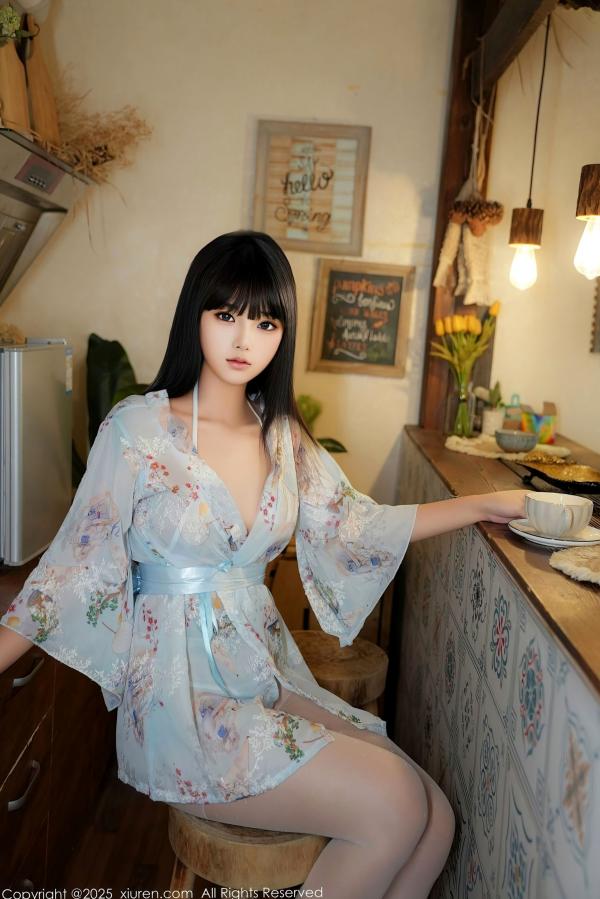    XiuRen秀人网9760-姚若兮vay-清透浅蓝碎花纱裙与纯欲白丝演绎，室内唯美私房写真，性感爆乳无圣光大尺度，尽显极致诱惑身材第13张图片