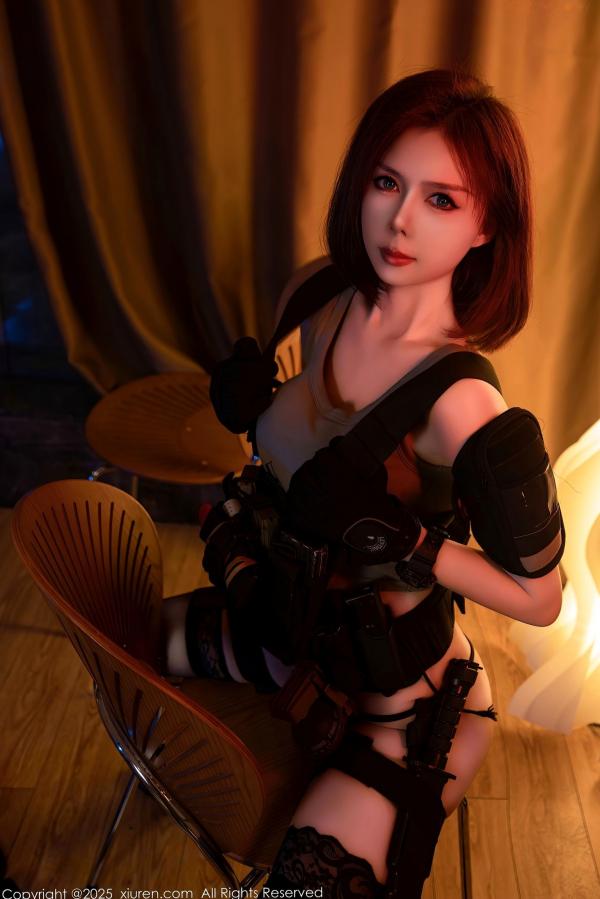    XiuRen秀人网-9759-白芷yy-帅气短发美女制服特种兵黑丝-2025.01.15第23张图片