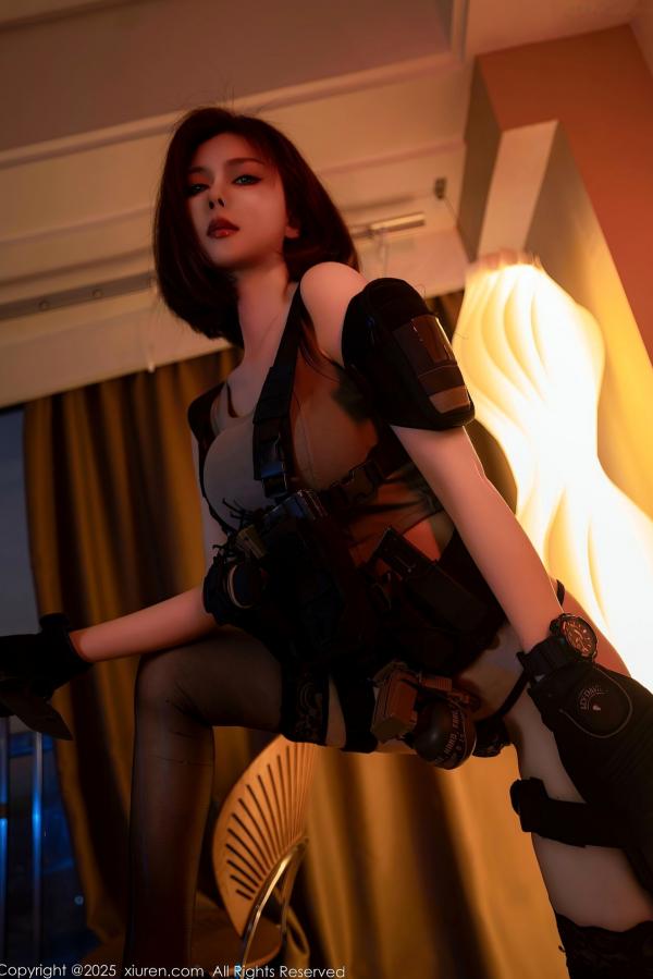    XiuRen秀人网-9759-白芷yy-帅气短发美女制服特种兵黑丝-2025.01.15第32张图片